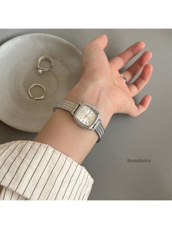 Women\'s Square Quartz Watch Vintage Roman Numeral Dial Twisted Bezel Stainless
